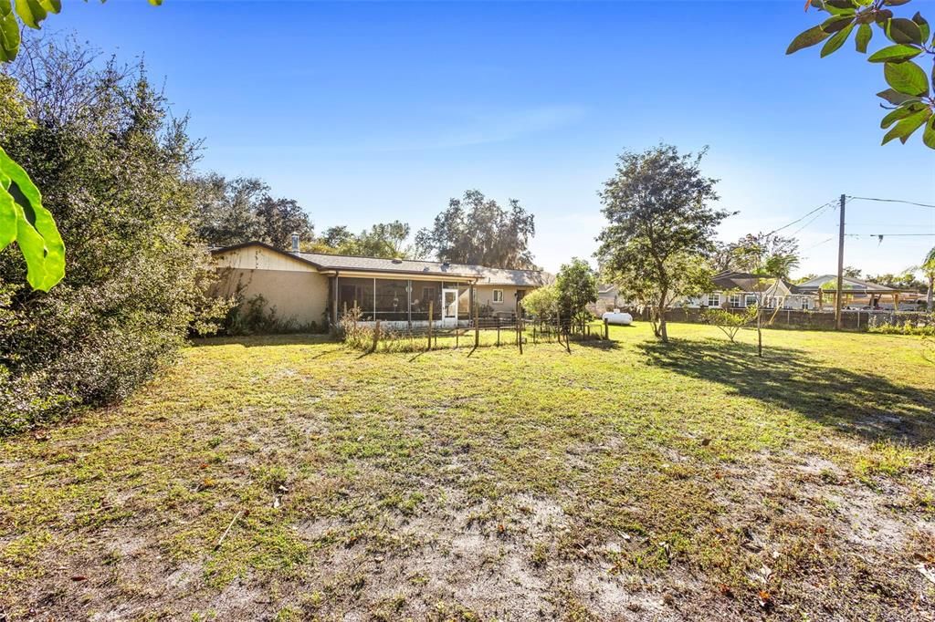 For Sale: $395,000 (3 beds, 2 baths, 2032 Square Feet)