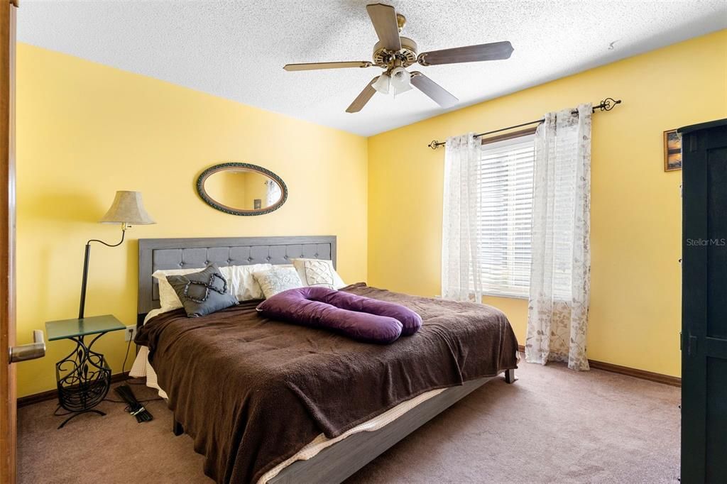 For Sale: $395,000 (3 beds, 2 baths, 2032 Square Feet)