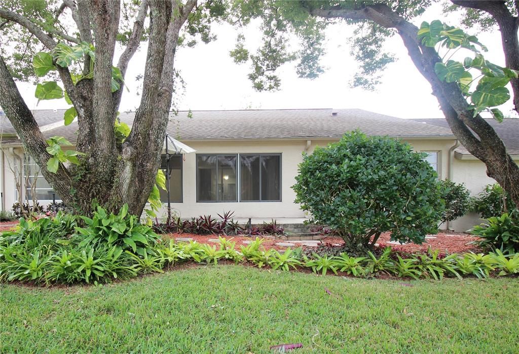 待售: $369,000 (2 贝兹, 2 浴室, 1827 平方英尺)