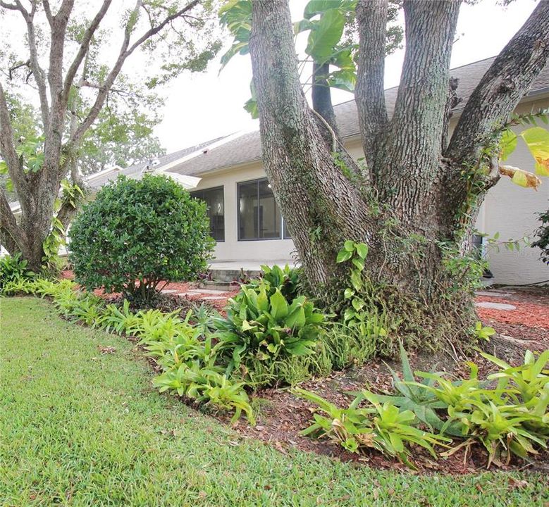 待售: $369,000 (2 贝兹, 2 浴室, 1827 平方英尺)