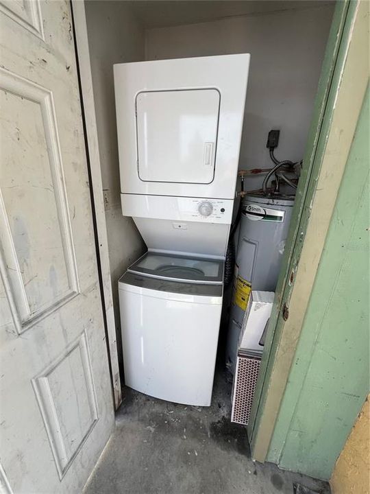 For Rent: $1,800 (3 beds, 2 baths, 1350 Square Feet)