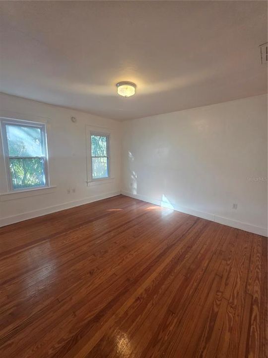 В аренду: $1,450 (3 спален, 1 ванн, 1390 Квадратных фут)