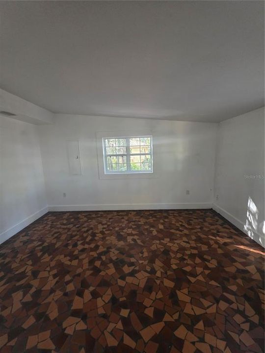 В аренду: $1,450 (3 спален, 1 ванн, 1390 Квадратных фут)