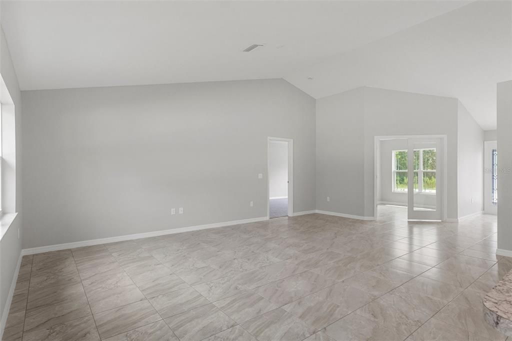 For Sale: $359,900 (3 beds, 2 baths, 1965 Square Feet)