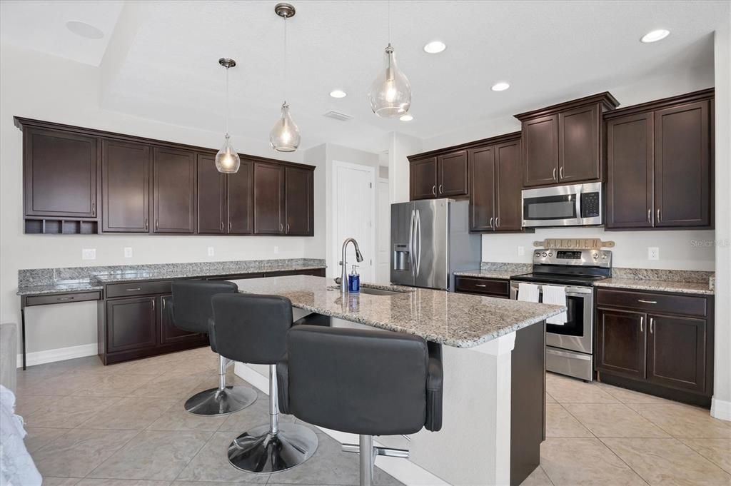 待售: $639,000 (3 贝兹, 2 浴室, 1980 平方英尺)