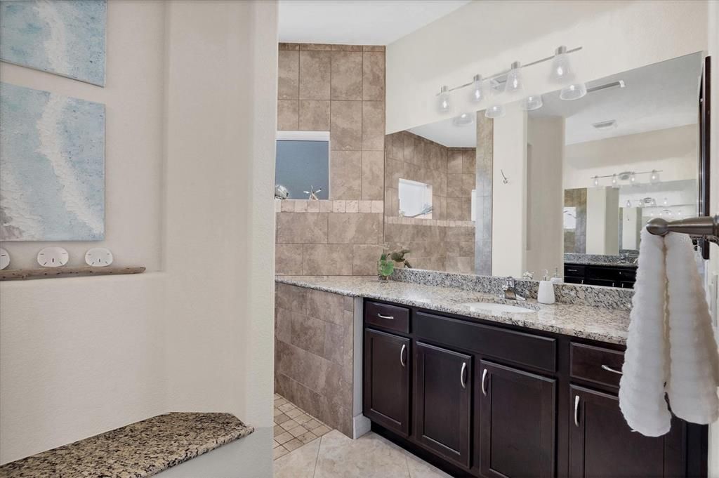 待售: $639,000 (3 贝兹, 2 浴室, 1980 平方英尺)