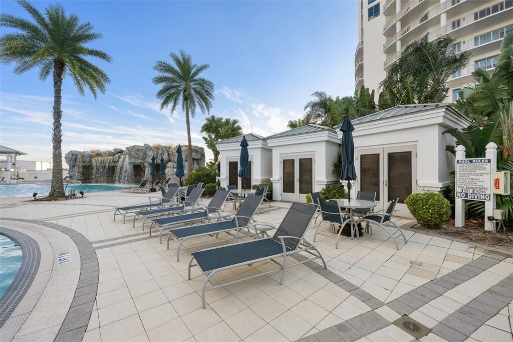 En Venta: $769,900 (2 camas, 2 baños, 1272 Pies cuadrados)