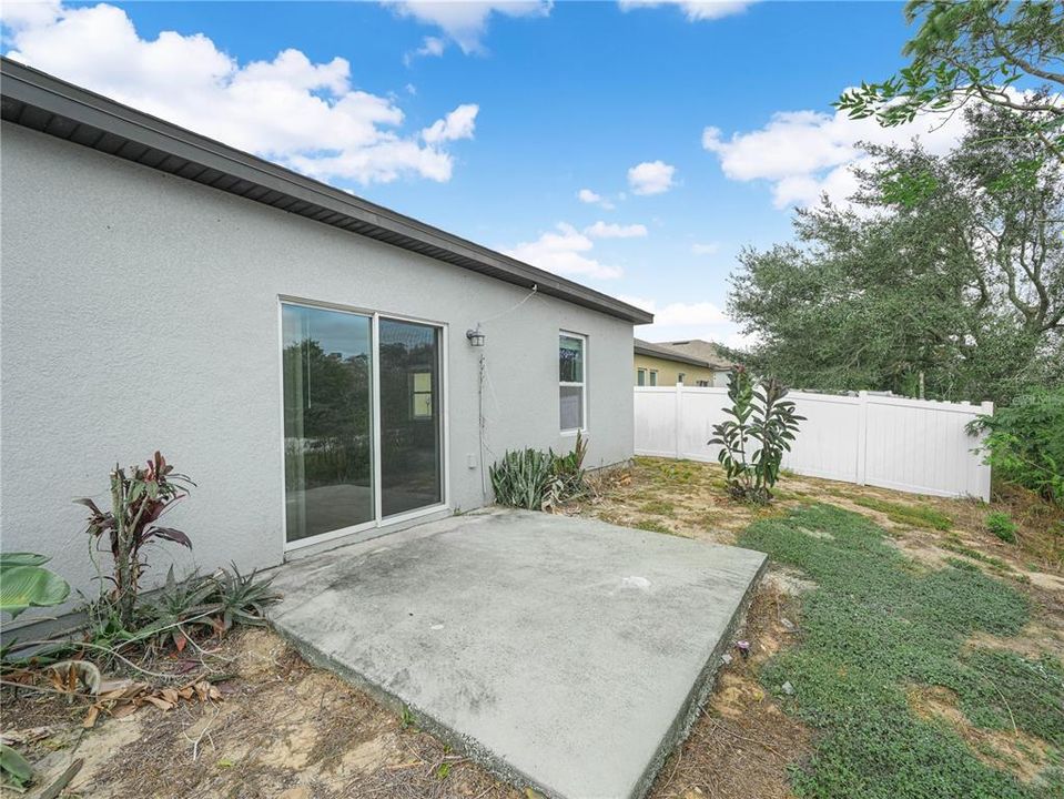 En Venta: $275,000 (4 camas, 2 baños, 1929 Pies cuadrados)