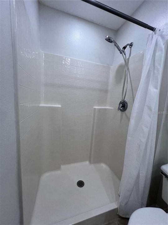 For Rent: $2,500 (3 beds, 2 baths, 1159 Square Feet)