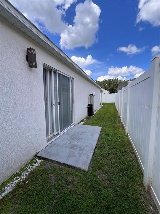 For Rent: $2,500 (3 beds, 2 baths, 1159 Square Feet)