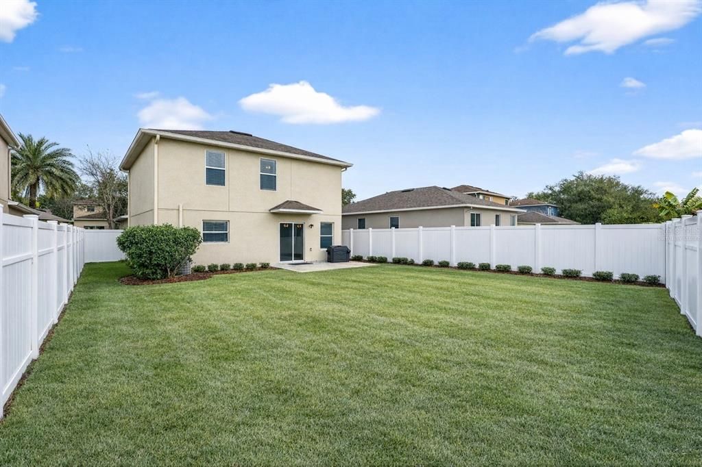 For Sale: $319,000 (3 beds, 2 baths, 1545 Square Feet)