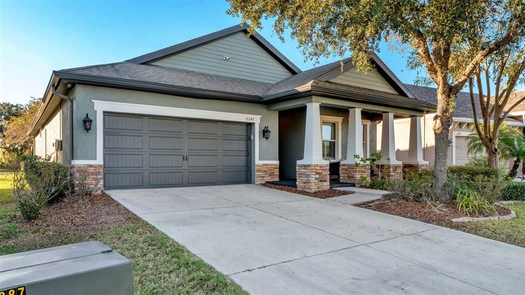 For Sale: $469,000 (4 beds, 2 baths, 2198 Square Feet)