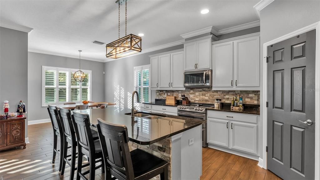 For Sale: $469,000 (4 beds, 2 baths, 2198 Square Feet)