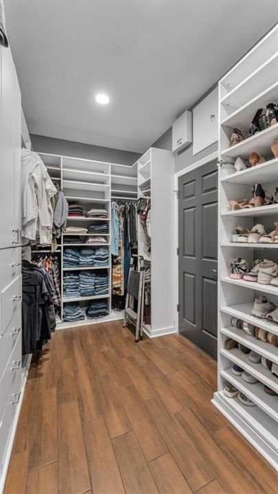 For Sale: $469,000 (4 beds, 2 baths, 2198 Square Feet)