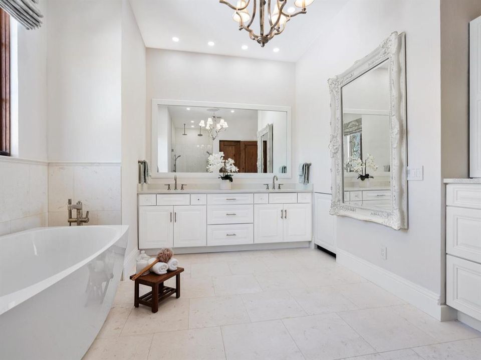 En Venta: $7,500,000 (4 camas, 4 baños, 7003 Pies cuadrados)