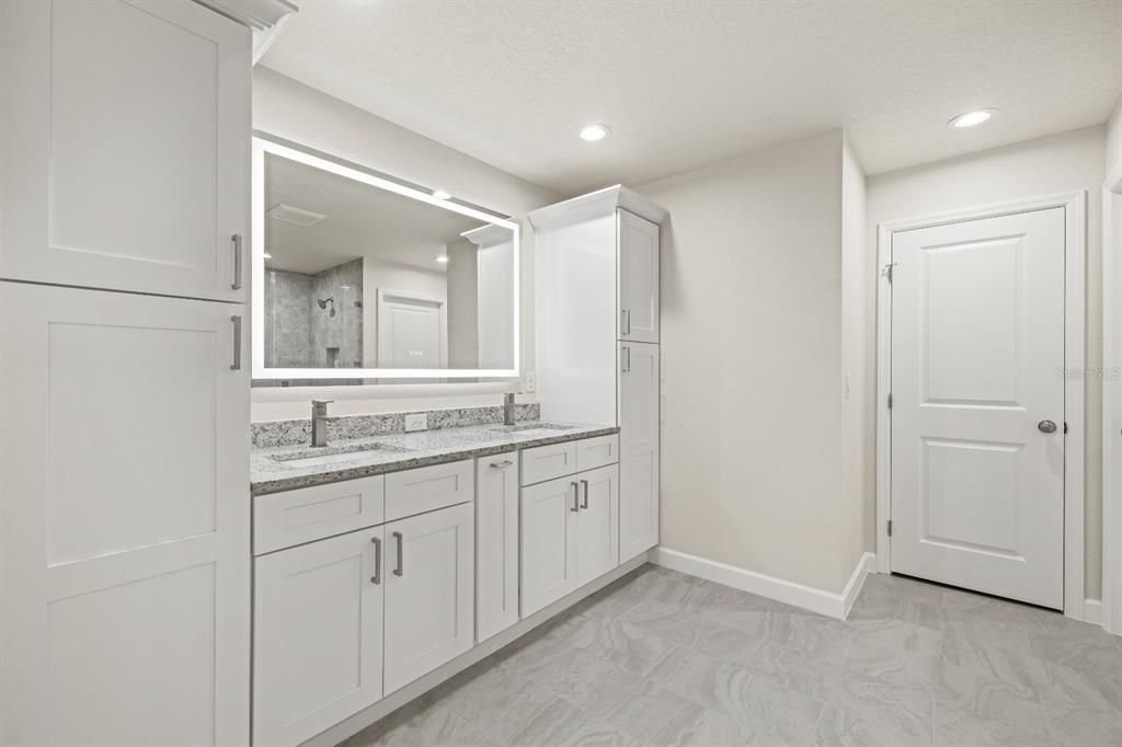 For Sale: $528,000 (4 beds, 2 baths, 2248 Square Feet)