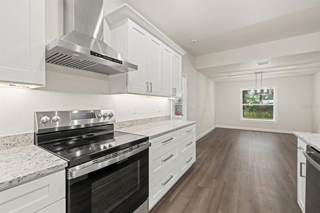 For Sale: $528,000 (4 beds, 2 baths, 2248 Square Feet)