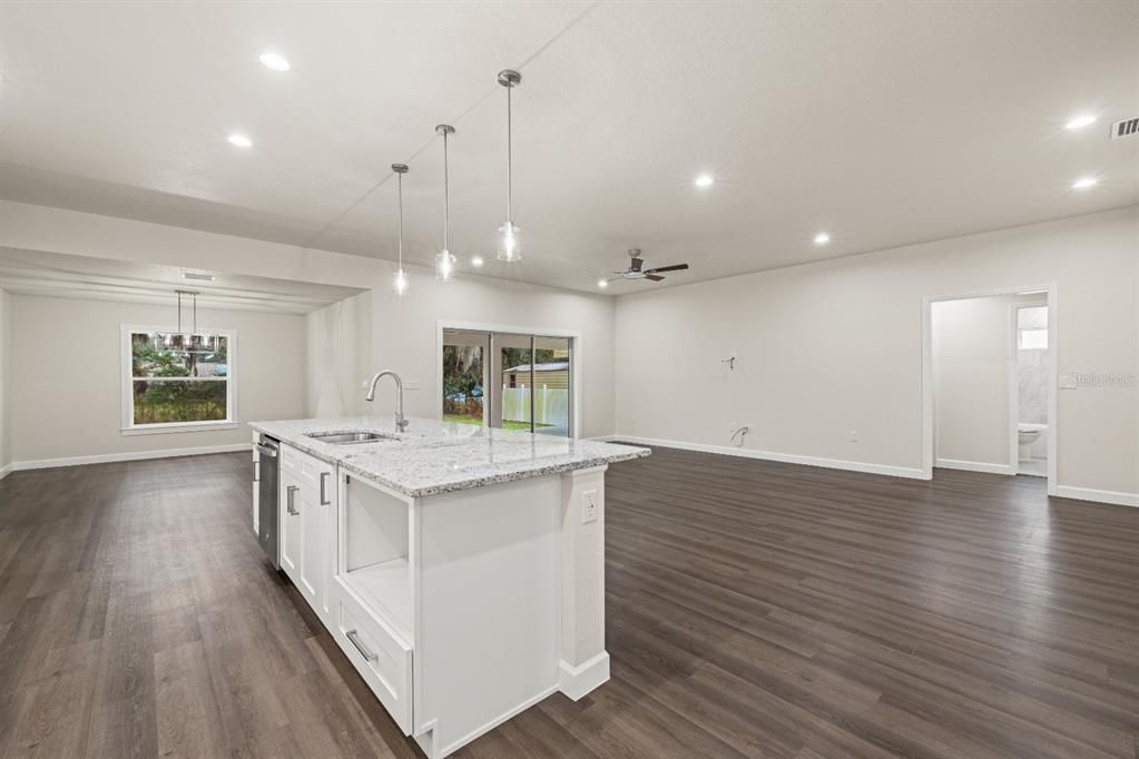 For Sale: $528,000 (4 beds, 2 baths, 2248 Square Feet)