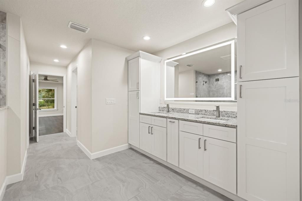 For Sale: $528,000 (4 beds, 2 baths, 2248 Square Feet)