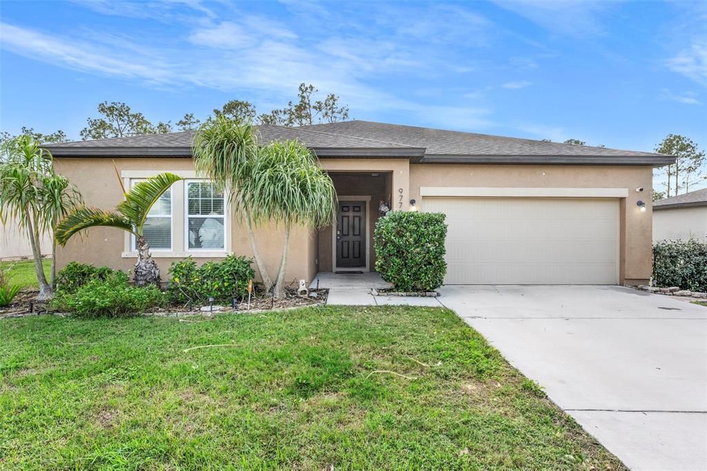 For Sale: $285,000 (4 beds, 2 baths, 1999 Square Feet)