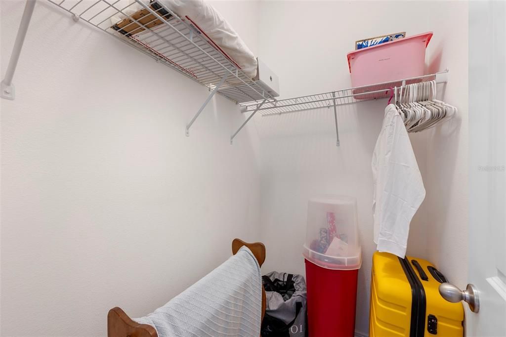 For Sale: $285,000 (4 beds, 2 baths, 1999 Square Feet)