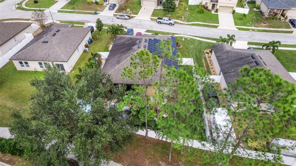 For Sale: $285,000 (4 beds, 2 baths, 1999 Square Feet)