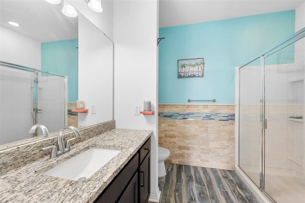 For Sale: $285,000 (4 beds, 2 baths, 1999 Square Feet)