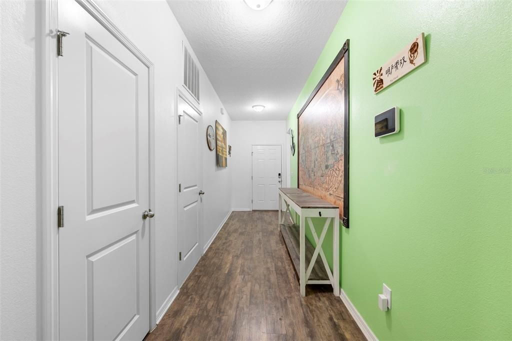 For Sale: $285,000 (4 beds, 2 baths, 1999 Square Feet)