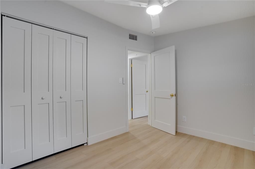 En Venta: $379,000 (3 camas, 2 baños, 1227 Pies cuadrados)