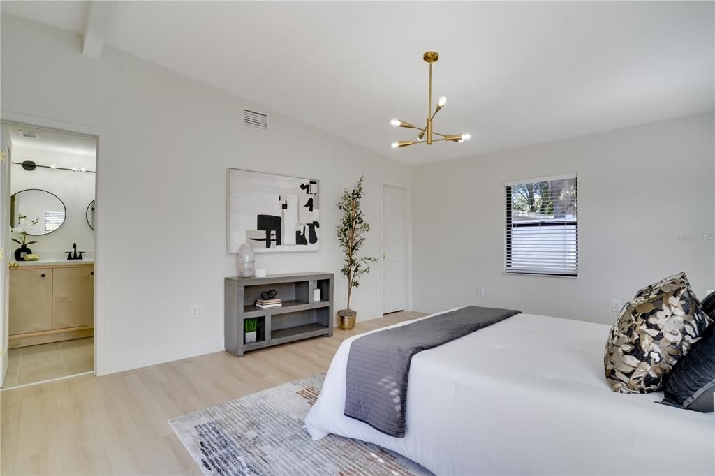 En Venta: $379,000 (3 camas, 2 baños, 1227 Pies cuadrados)