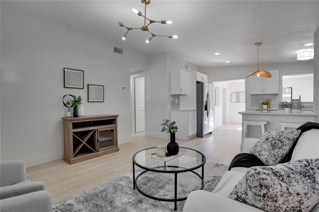 En Venta: $379,000 (3 camas, 2 baños, 1227 Pies cuadrados)