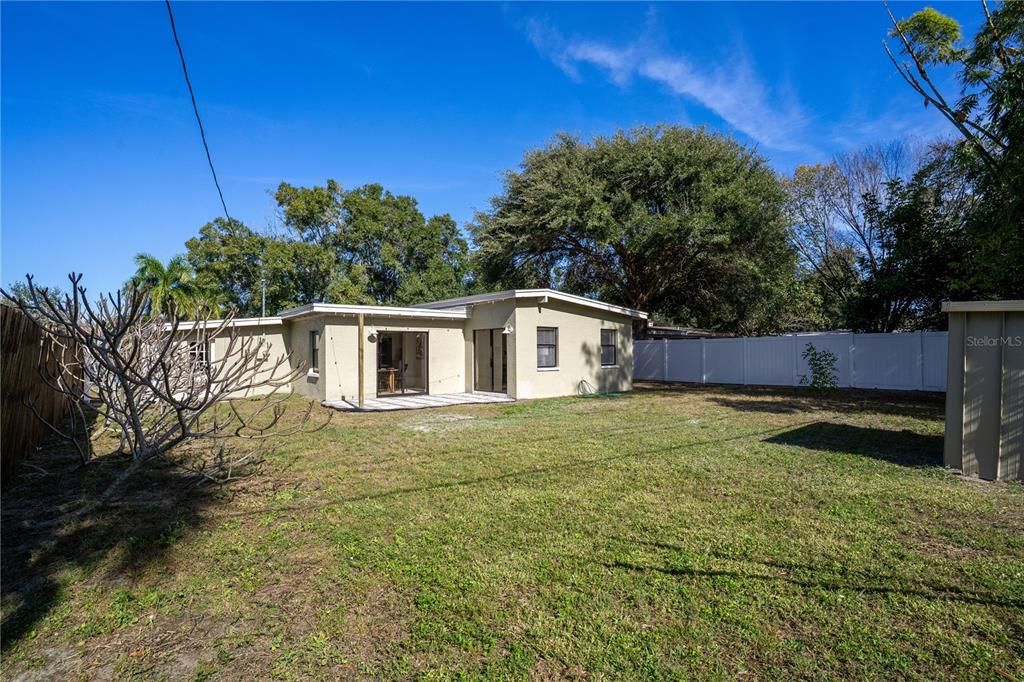 En Venta: $379,000 (3 camas, 2 baños, 1227 Pies cuadrados)