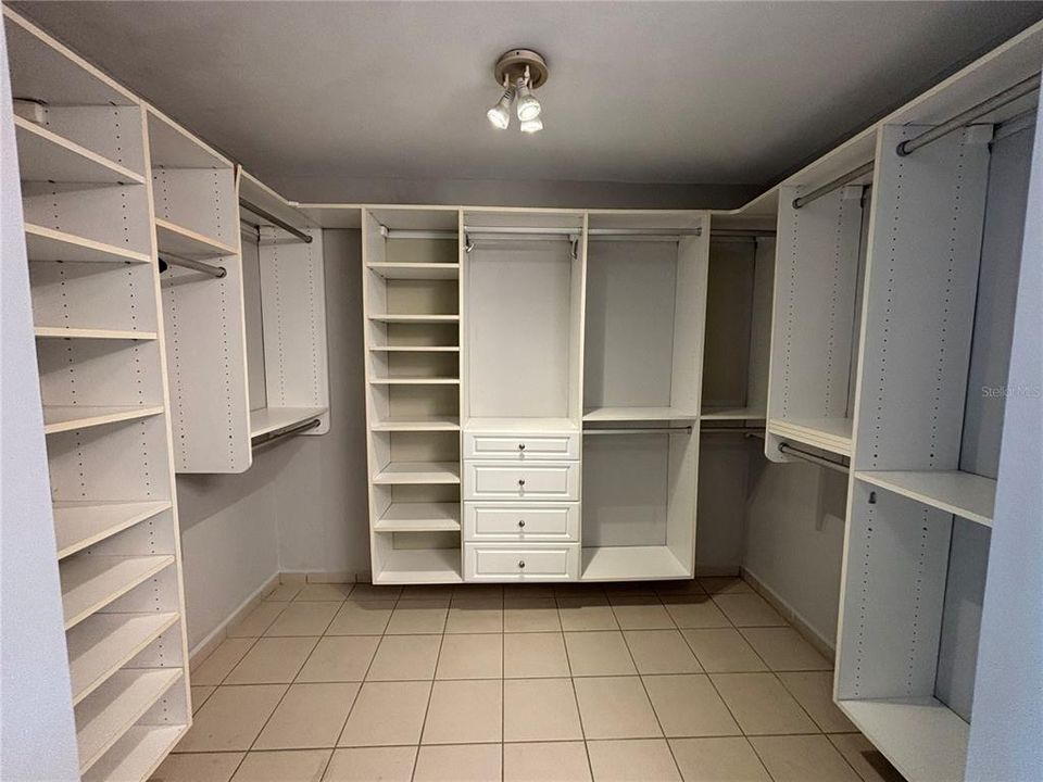 待售: $1,175,000 (3 贝兹, 2 浴室, 1920 平方英尺)