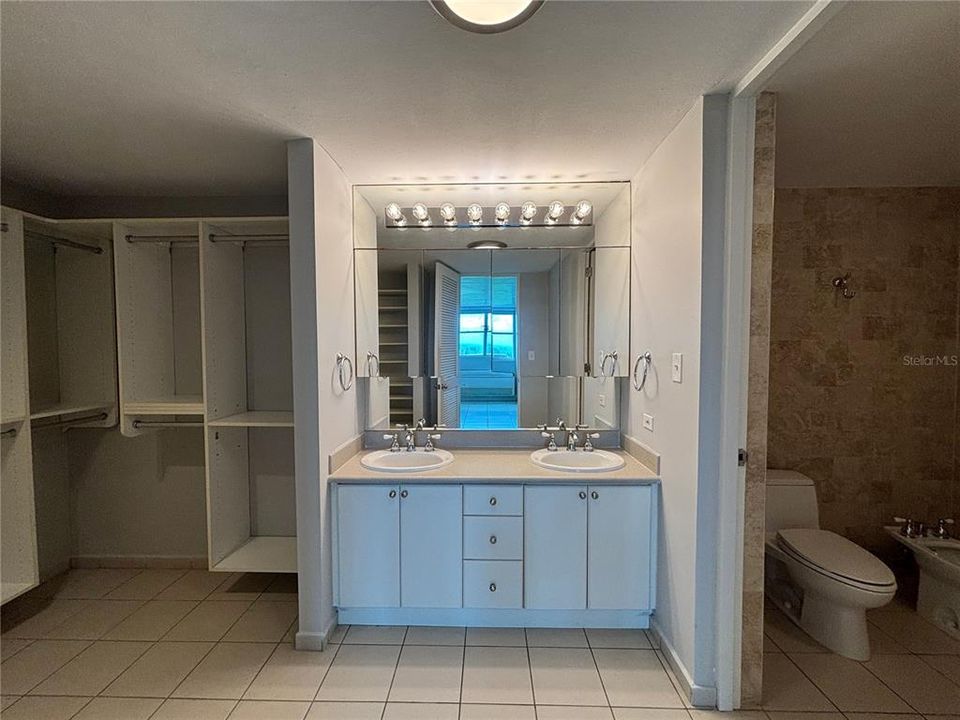 待售: $1,175,000 (3 贝兹, 2 浴室, 1920 平方英尺)