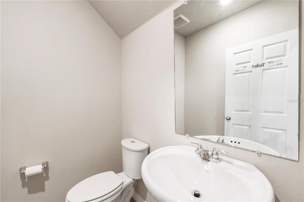 En Venta: $359,900 (3 camas, 2 baños, 1574 Pies cuadrados)