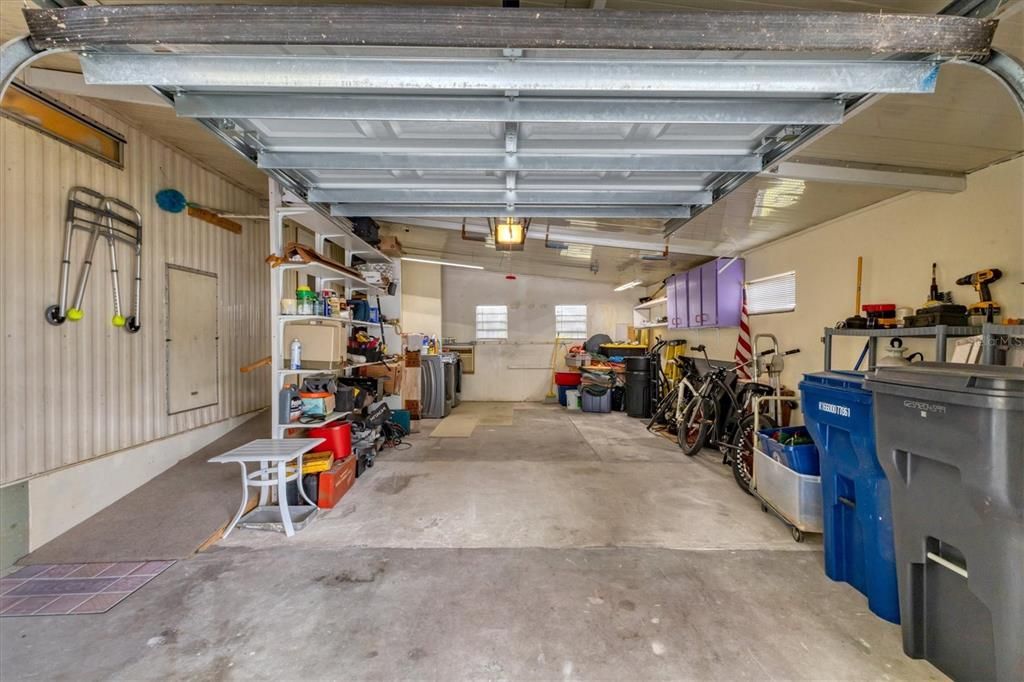 待售: $215,000 (2 贝兹, 2 浴室, 1056 平方英尺)