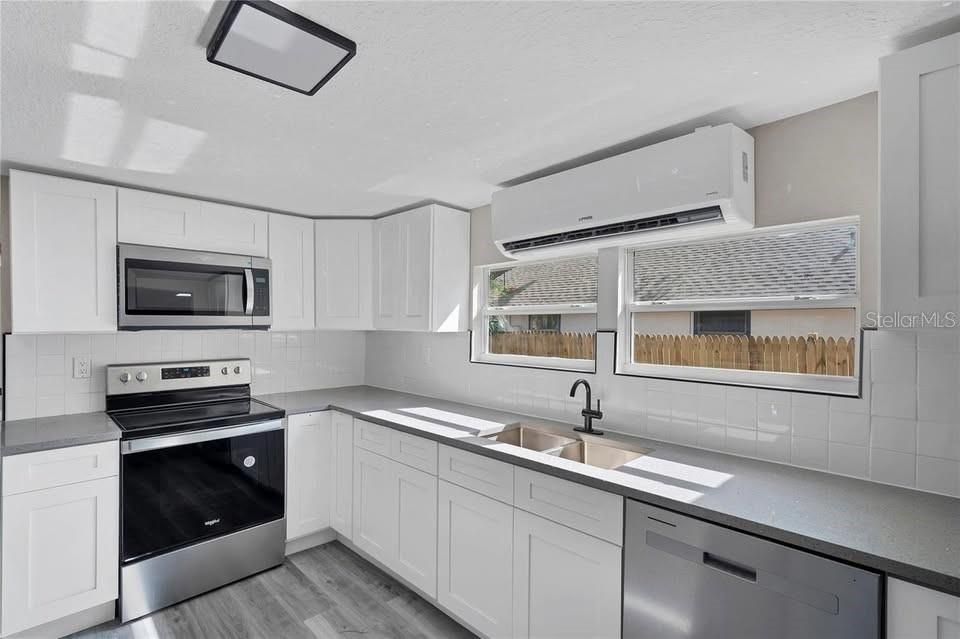 En Venta: $229,999 (3 camas, 1 baños, 1052 Pies cuadrados)