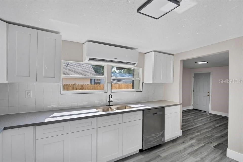 En Venta: $229,999 (3 camas, 1 baños, 1052 Pies cuadrados)