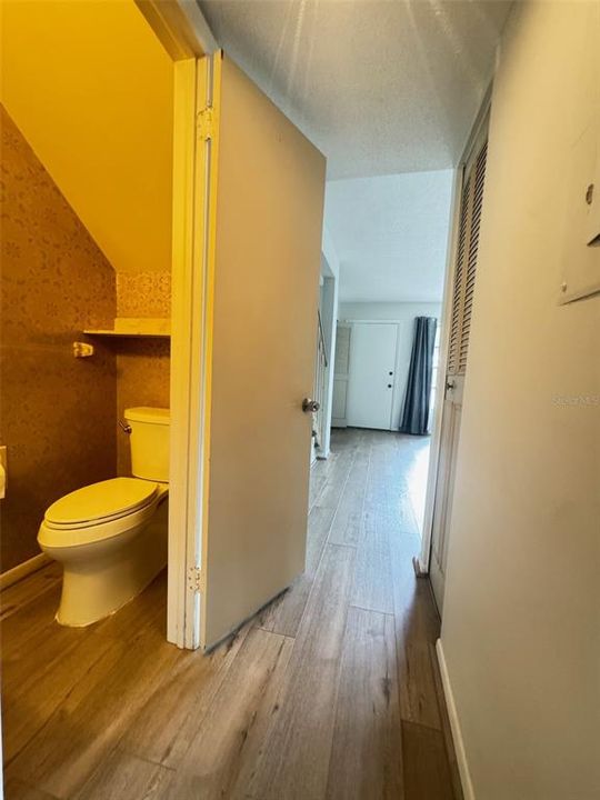 For Rent: $1,500 (2 beds, 1 baths, 936 Square Feet)