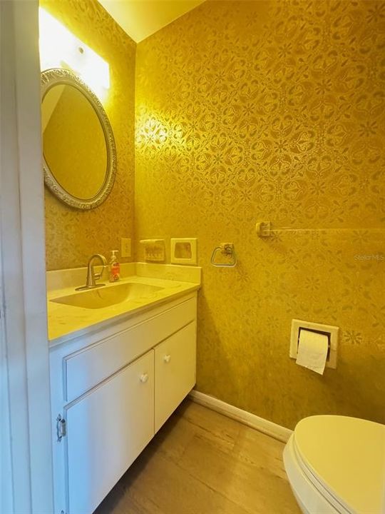 For Rent: $1,500 (2 beds, 1 baths, 936 Square Feet)