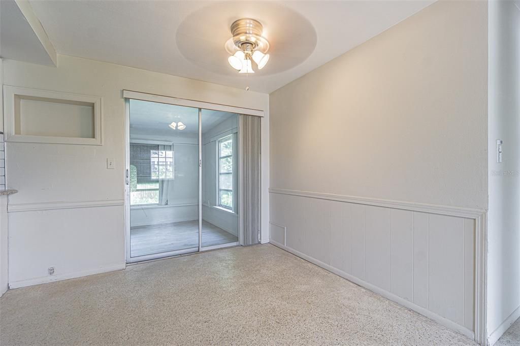 En Renta: $1,600 (2 camas, 1 baños, 848 Pies cuadrados)