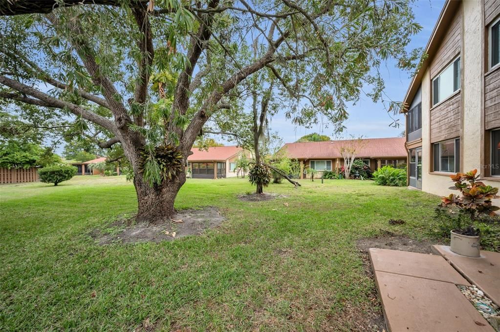 待售: $139,000 (2 贝兹, 2 浴室, 1144 平方英尺)