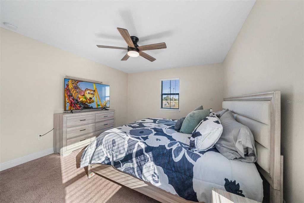 For Rent: $2,695 (4 beds, 4 baths, 2404 Square Feet)