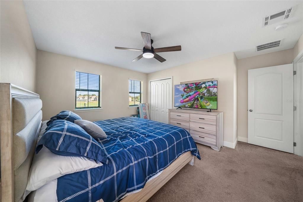 For Rent: $2,695 (4 beds, 4 baths, 2404 Square Feet)