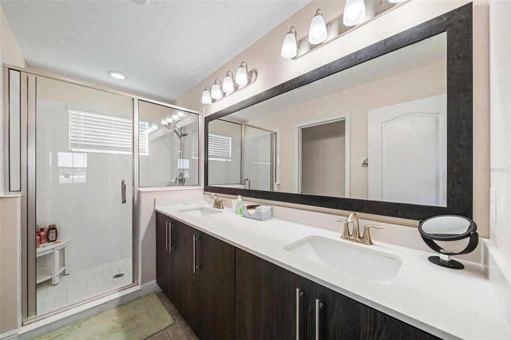 For Rent: $2,695 (4 beds, 4 baths, 2404 Square Feet)