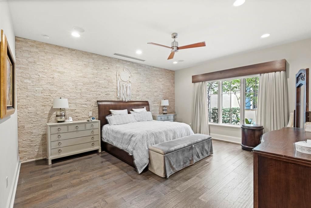 En Venta: $5,950,000 (6 camas, 6 baños, 4668 Pies cuadrados)