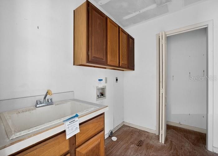 For Sale: $452,700 (3 beds, 3 baths, 2430 Square Feet)