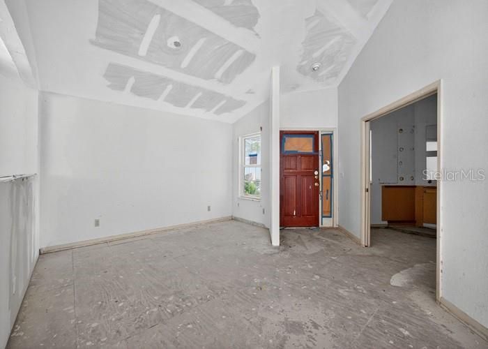 For Sale: $452,700 (3 beds, 3 baths, 2430 Square Feet)