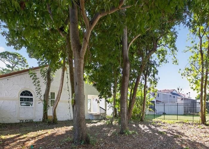 For Sale: $452,700 (3 beds, 3 baths, 2430 Square Feet)