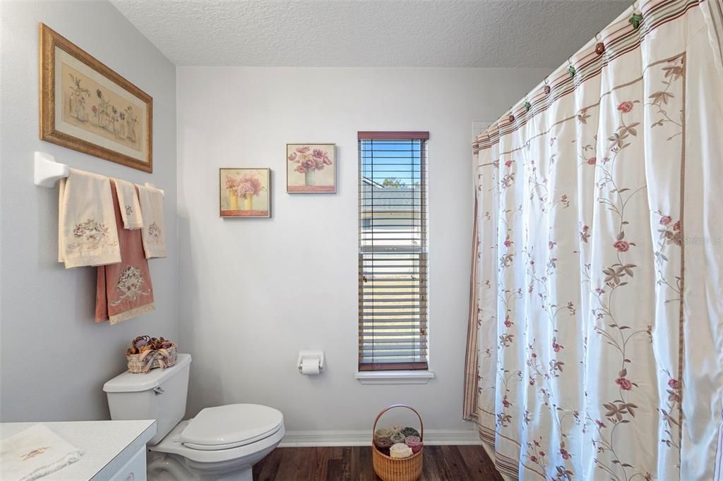 For Sale: $679,900 (5 beds, 3 baths, 2634 Square Feet)